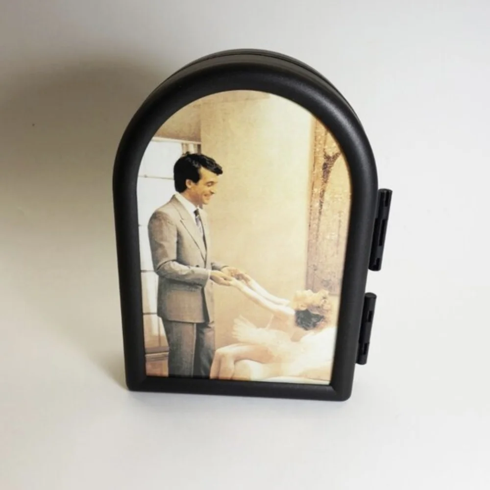 NIP! Foldable Retro Picture Frame Clock Black Nostalgia